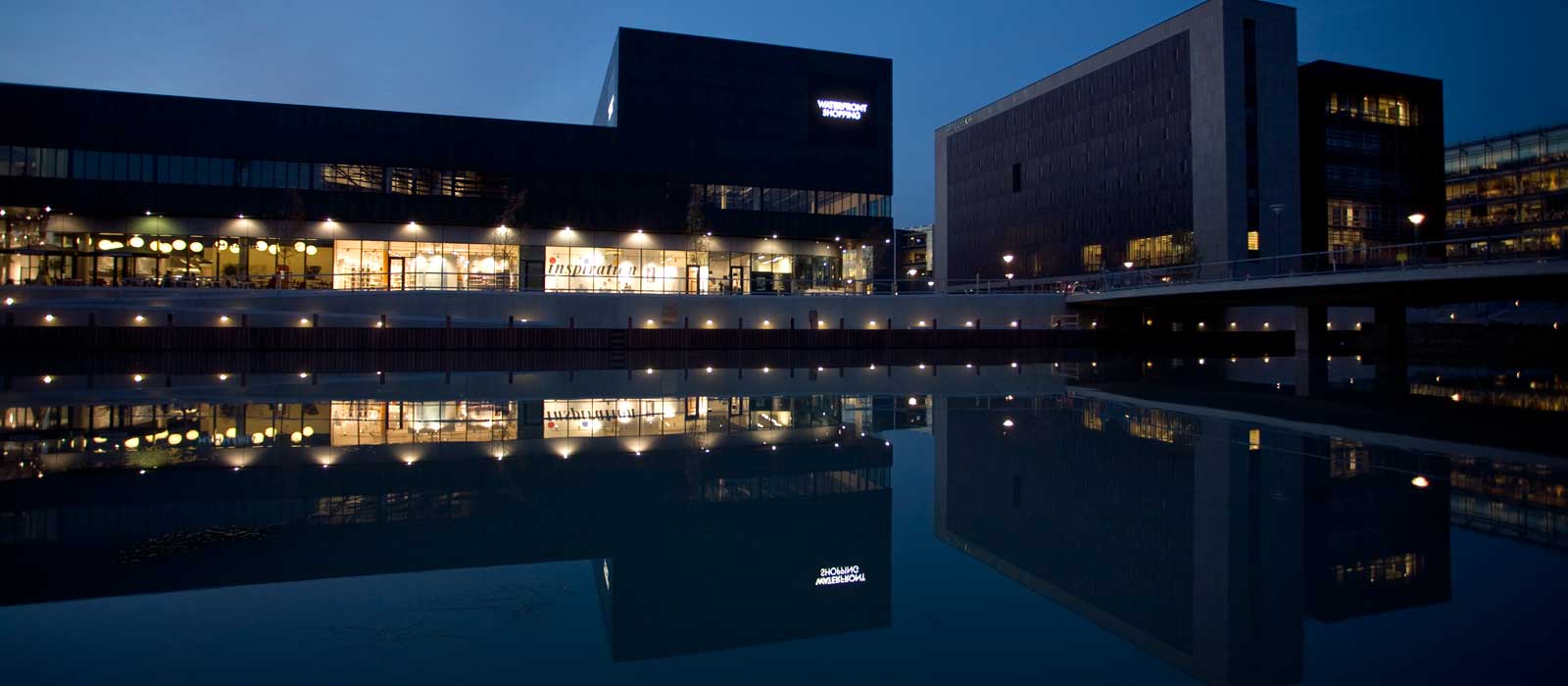Waterfront Banner02