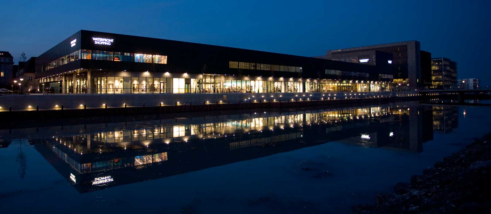 Waterfront Banner04